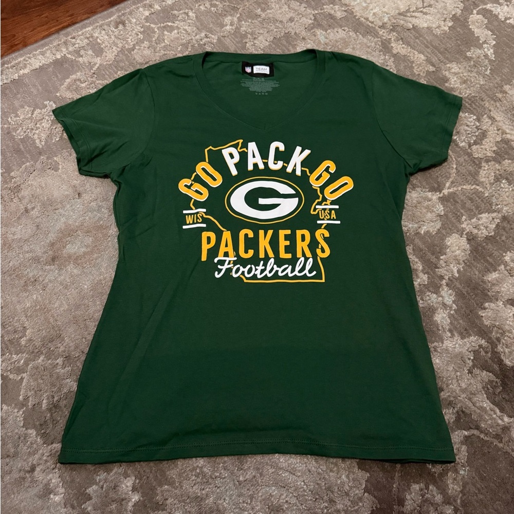 Green Bay Packers NFL Women's Short Sleeve Tee NWOT- Medium